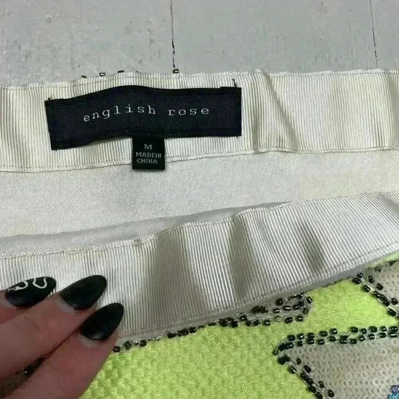 English Rose Sequin Mini Skirt! - Picture 4 of 6